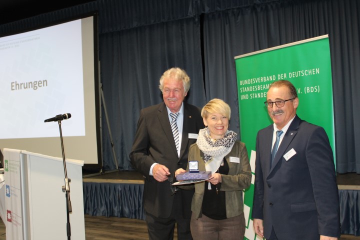 v.l. Präsident Klaus Holub, Anja Schmolke, Geschäftsführer Gerhard Bangert